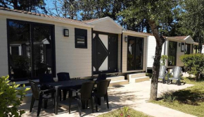Camping 4 étoiles - Piscine - ef0gfh